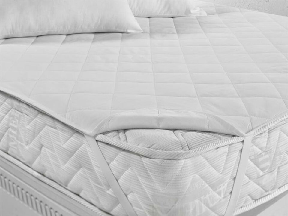 Classy Çift Kişilik Sıvı Geçirmez Kapitoneli Alez 160X200