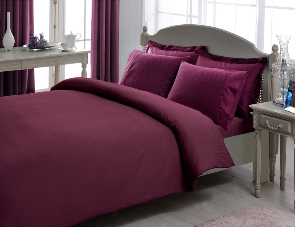 Taç Çift Kişilik Premium Basic Stripe Saten Nevresim Takımı